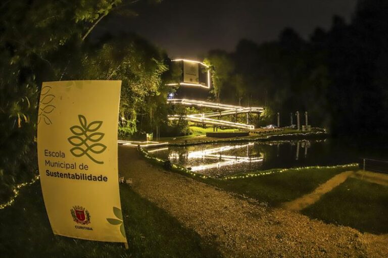 Floresta Encantada Electrolux é uma das atrações do Natal em Curitiba