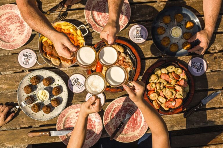 Happy hour com muito chopp gelado e descontos no Essen