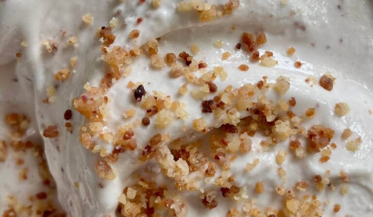 O sorvete de pinhão é uma das apostas da Sacristia para o inverno de Curitiba (Foto: Carlos Glinka/ Sacristia)