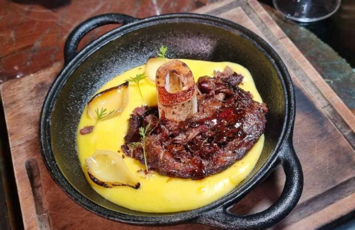 Ossobuco e purê no Maria Eugênia (foto SM)