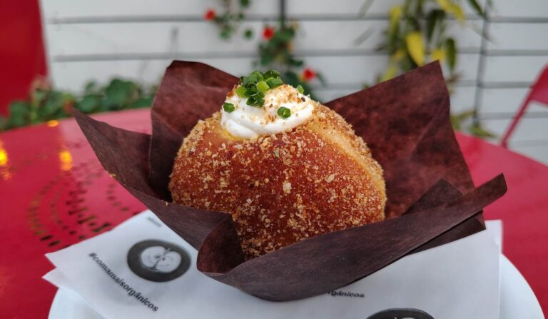 Sonho de coxinha conquista curitiba