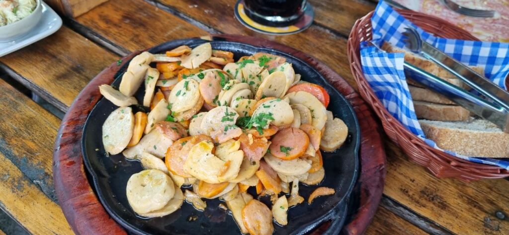 Gastronomia alemã na Münchenfest (foto SM)