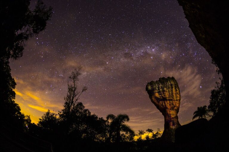 Parque Vila Velha terá Caminhada Noturna com certificado da NASA