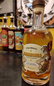 Onça bêbada cachaçaria curitiba