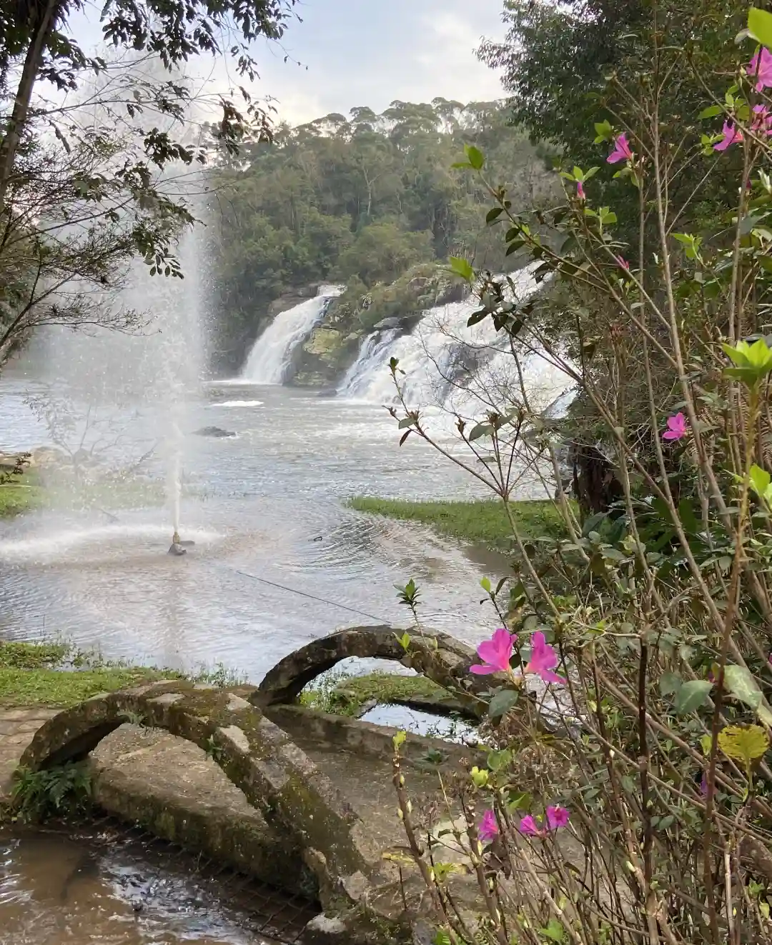 Cascata no Recanto Saltinho.