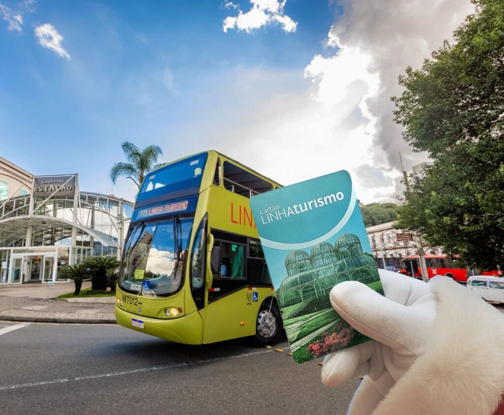 Onde ver o Papai Noel em Curitiba: confira a programação nos shoppings 