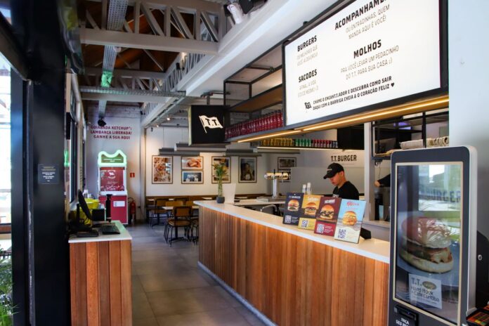 T.T. Burger Curitiba (foto Ag. Vulgata)