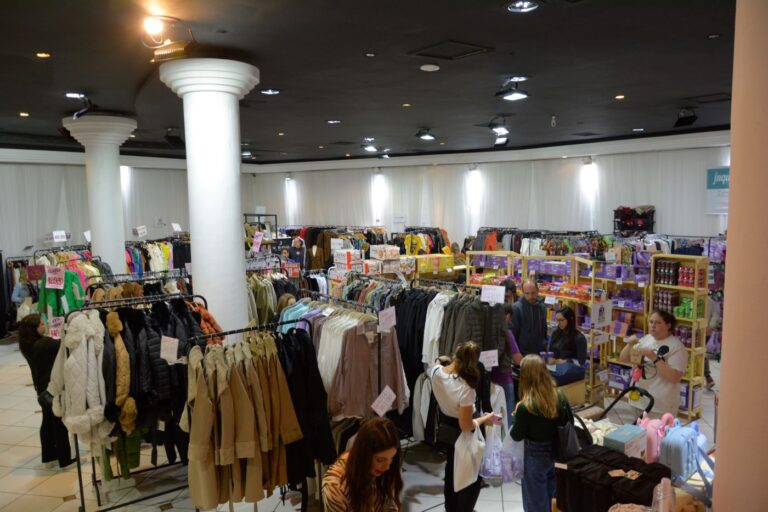 Bazar Moda do Bem (foto Izabelle Norcio )