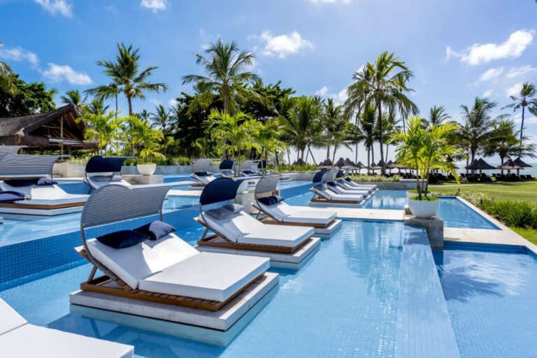 Piscina do Tivoli na Praia do Forte (foto Eduardo Moody)