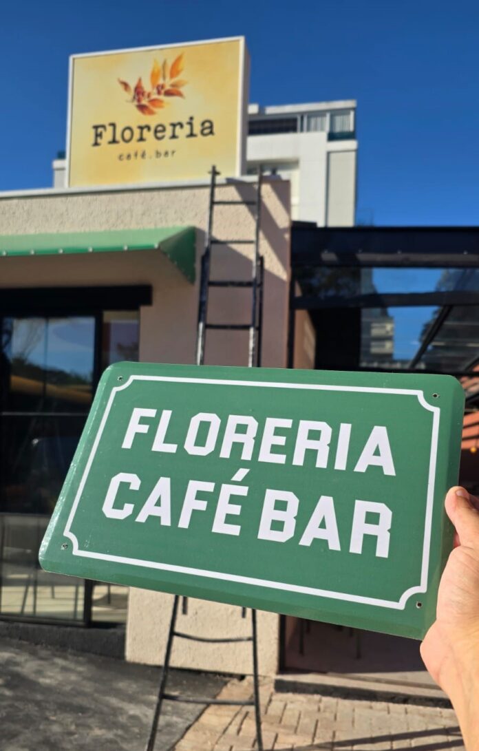 Do zero ao brinde: Floreria nascendo (foto José Neto)