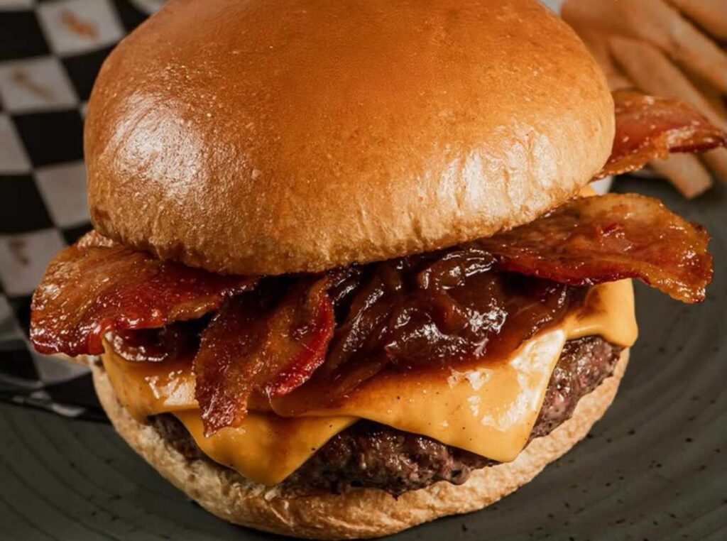 hamburguer de goiabada e bacon