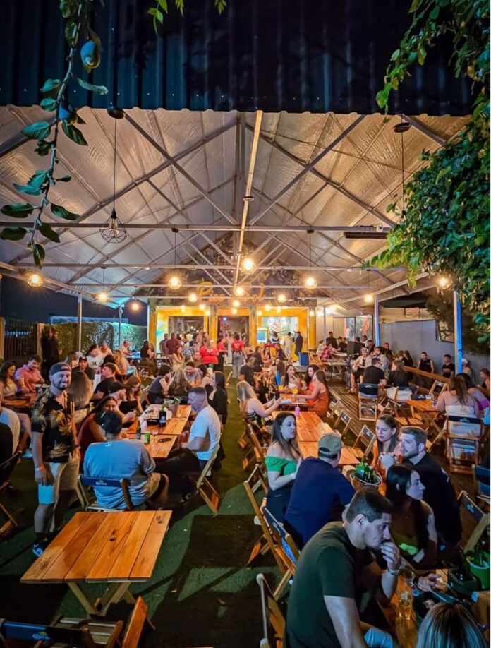 Pico do Sol vira bar de forró (foto Ag. P+G )