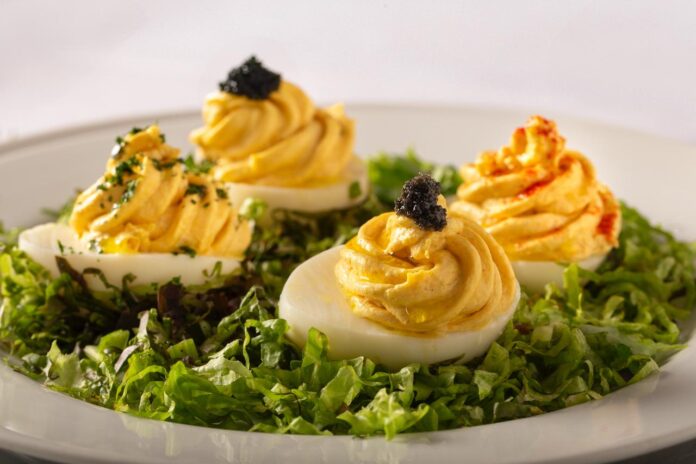 Oeuf Mayonnaise do Ile de France, com quatro acabamentos (foto Nakayana Teixeira)