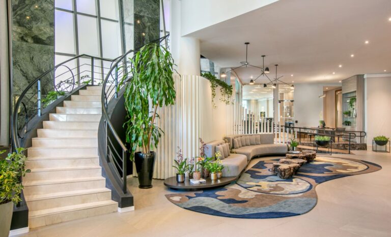 Lobby do Meliá Jardim Europa (foto divulgação Meliá/direitos adquiridos)