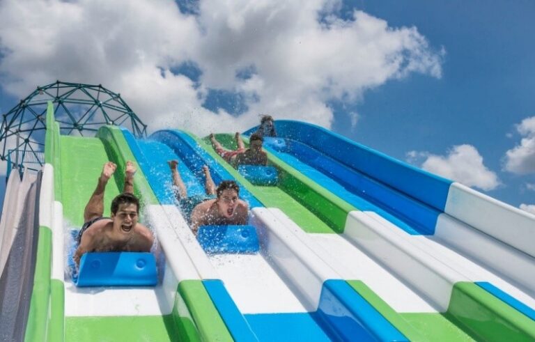 Wet’n Wild premia alunos nota 10 com entrada gratuita em julho