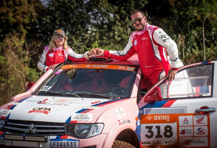 Equipe da marca no Sertões Series Paraná(foto Sanderson Pereira)