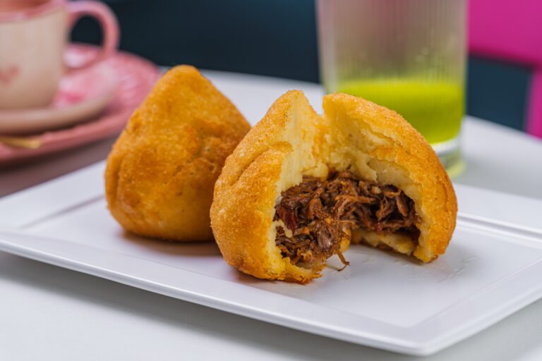 Festival da Coxinha Artesanal aposta em sabores inéditos, do barreado ao brigadeiro, em Curitiba