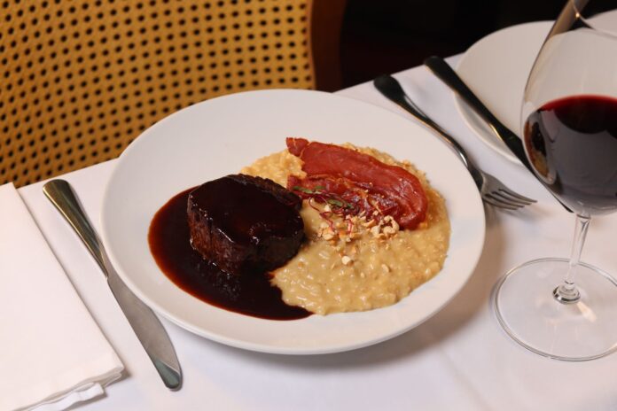 Festival do Mignon: Mignon ao molho de vinho Porto e risoto cremoso de Grana Padano do Ernesto Ristorante ( foto_Morôni Malkovich)