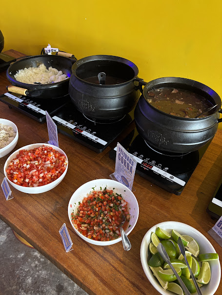 Boteco Quitéria tem feijoada aos sábados